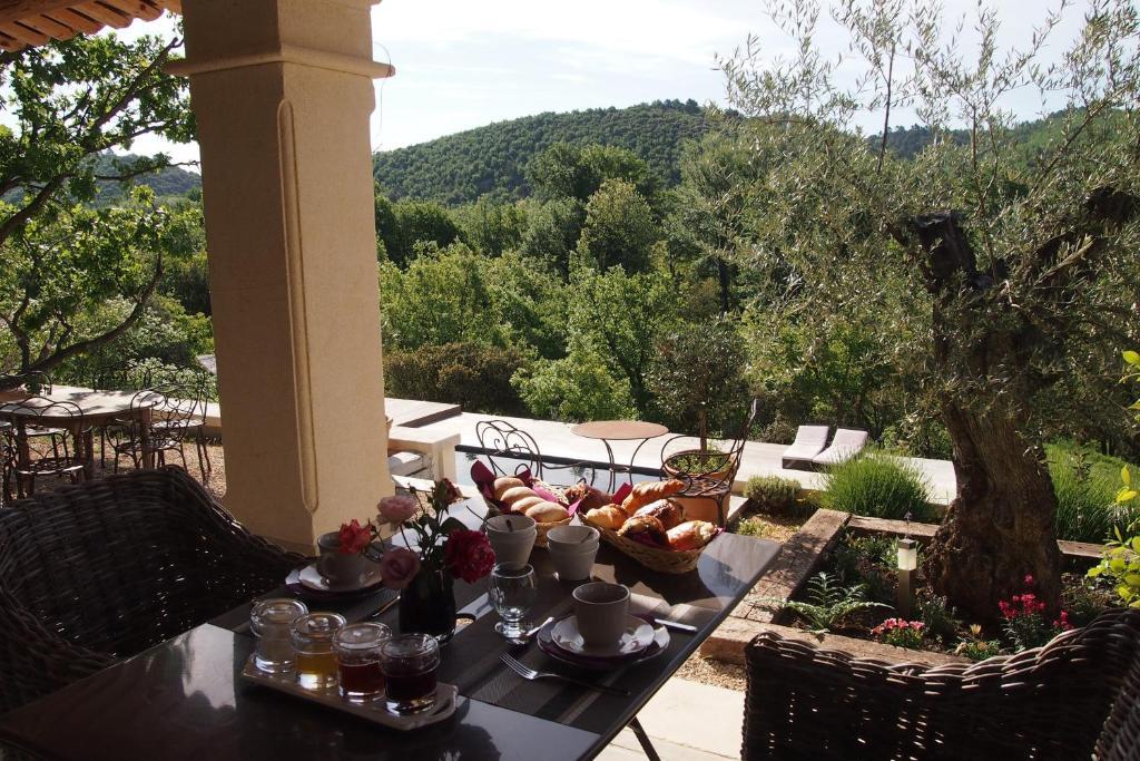 Hotel La Maison Des Collines Allemagne-en-Provence Exteriér fotografie